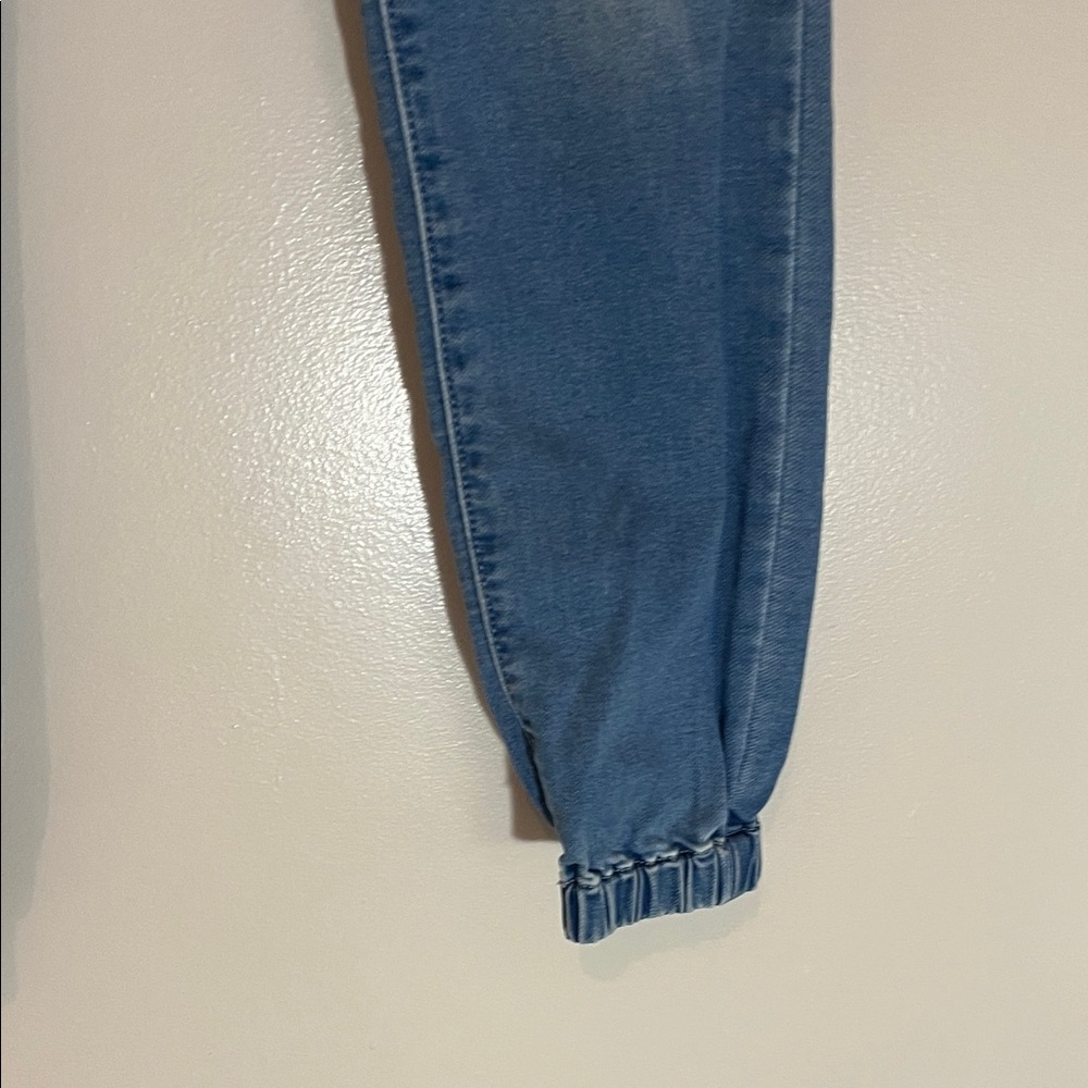 American Eagle Outfitters Sky Blue Cropped Jeans size 2 - Picture 4 of 8
